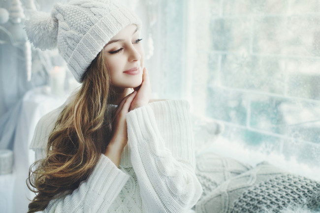 冬　女性　ニット帽